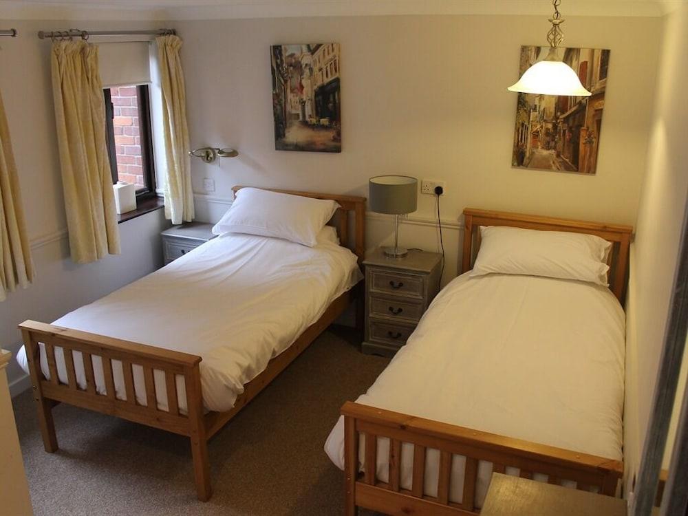 The Swan Motel, Gillingham Beccles Esterno foto