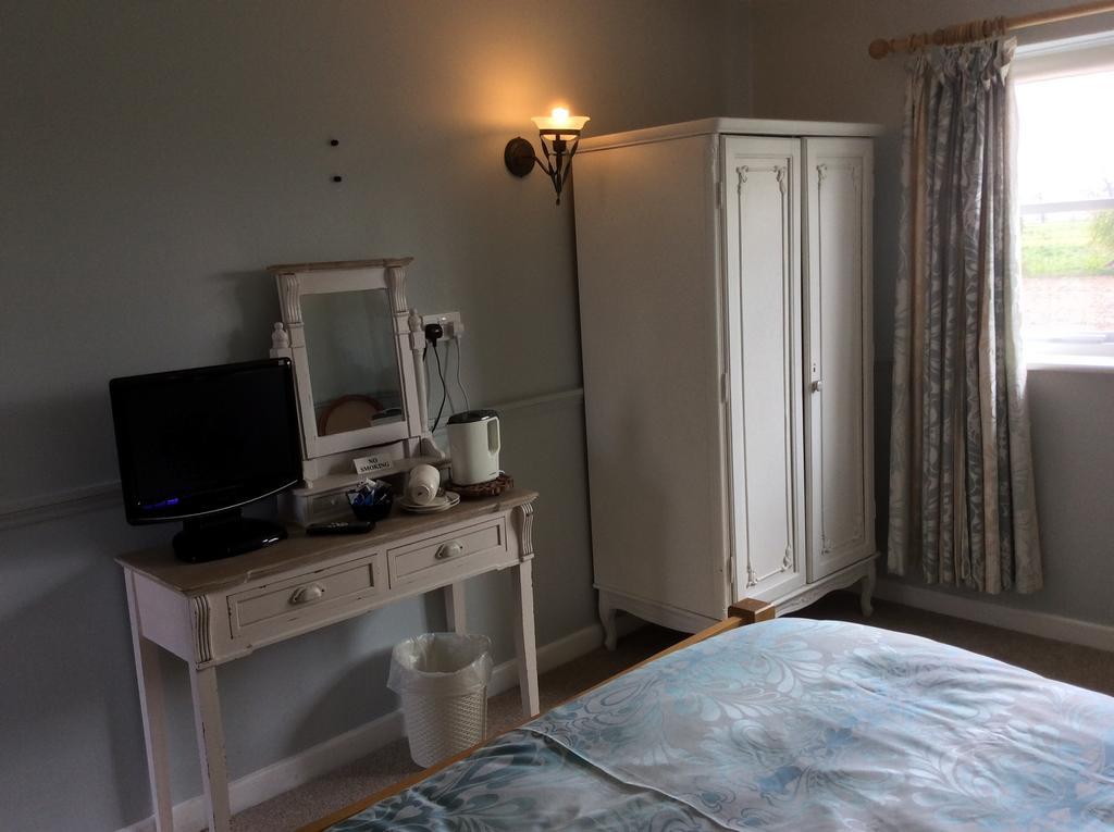 The Swan Motel, Gillingham Beccles Esterno foto